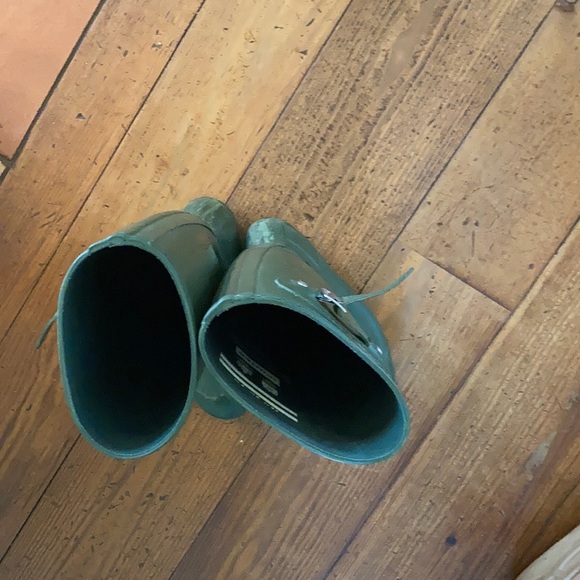 Hunter boots! - Picture 4 of 4